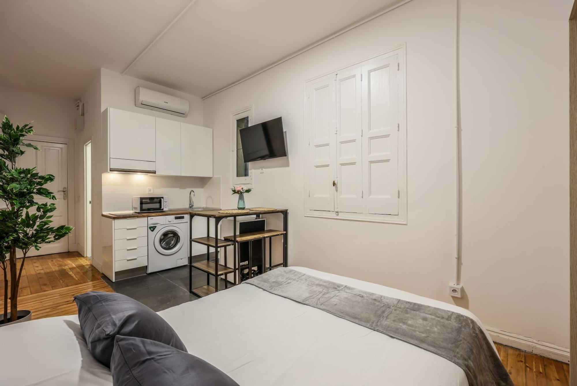 Victoria Apartments Мадрид Екстер'єр фото